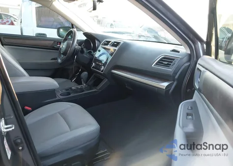 2019 Subaru Outback 3.6R Limited z USA, uszkodzony, nr VIN 4S4BSENC6K3333643